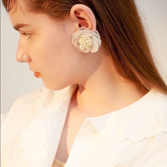 New gradient mesh flower with beaded earrings - Picture 9 of 14